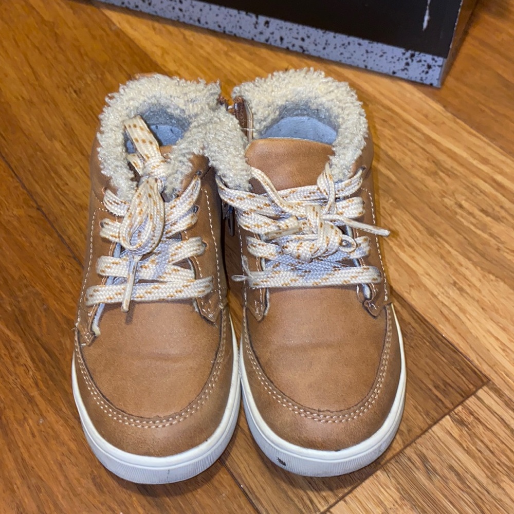 Size 9 boy shoes used